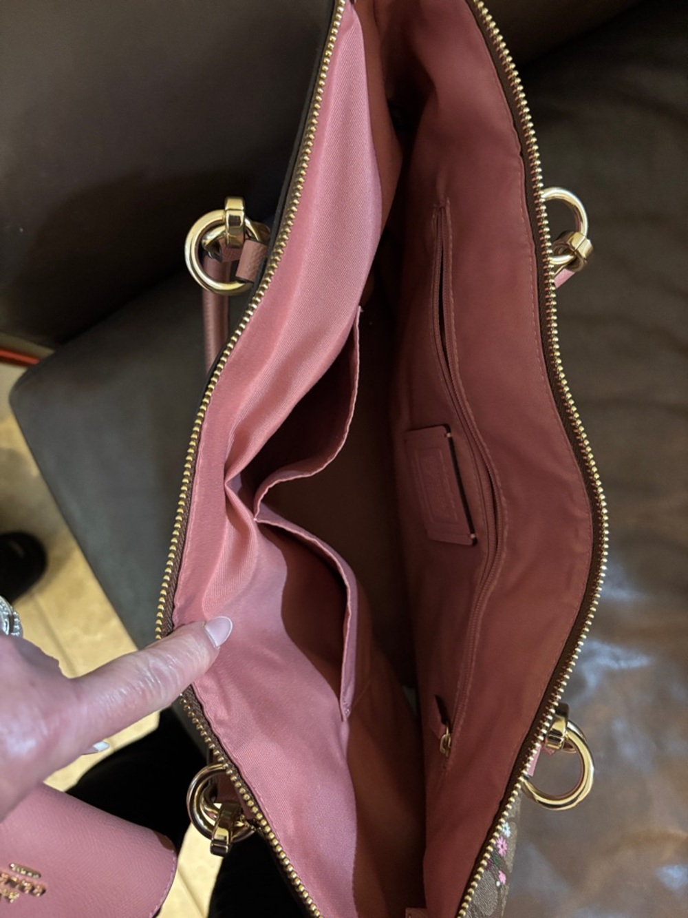 Coach Brown Signature Floral Tote with Pink Trim And Matching Pink Wallet - Picture 4 of 10